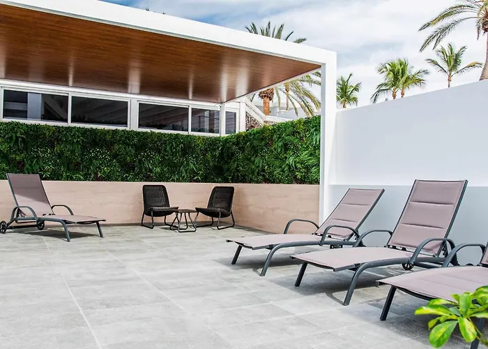 A Mar Dolphin * Puerto del Carmen (Lanzarote)